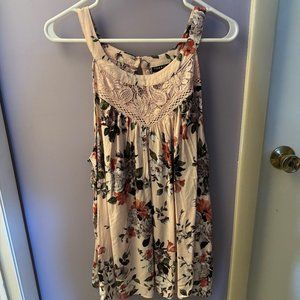 Floral sleeveless top